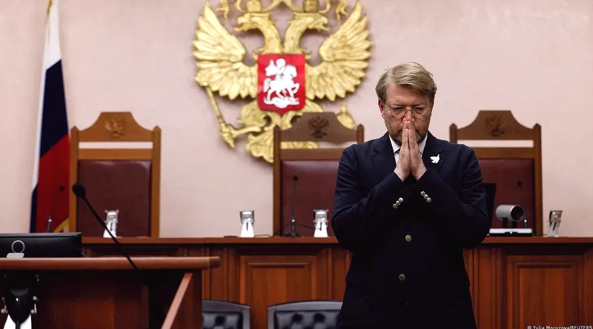 Председатель партии 'Яблоко' Николай Рыбаков в Верховном суде РФ, 10 августа 2026 года