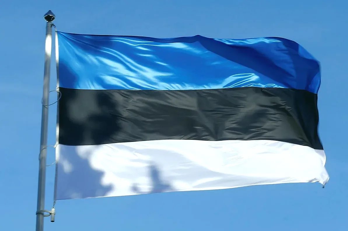 Эстония может увеличить число женщин на срочной службе вчетверо