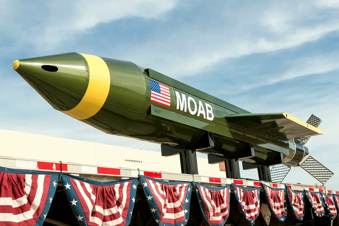 США подготовили планы ударов по Ирану с применением бомбы MOAB