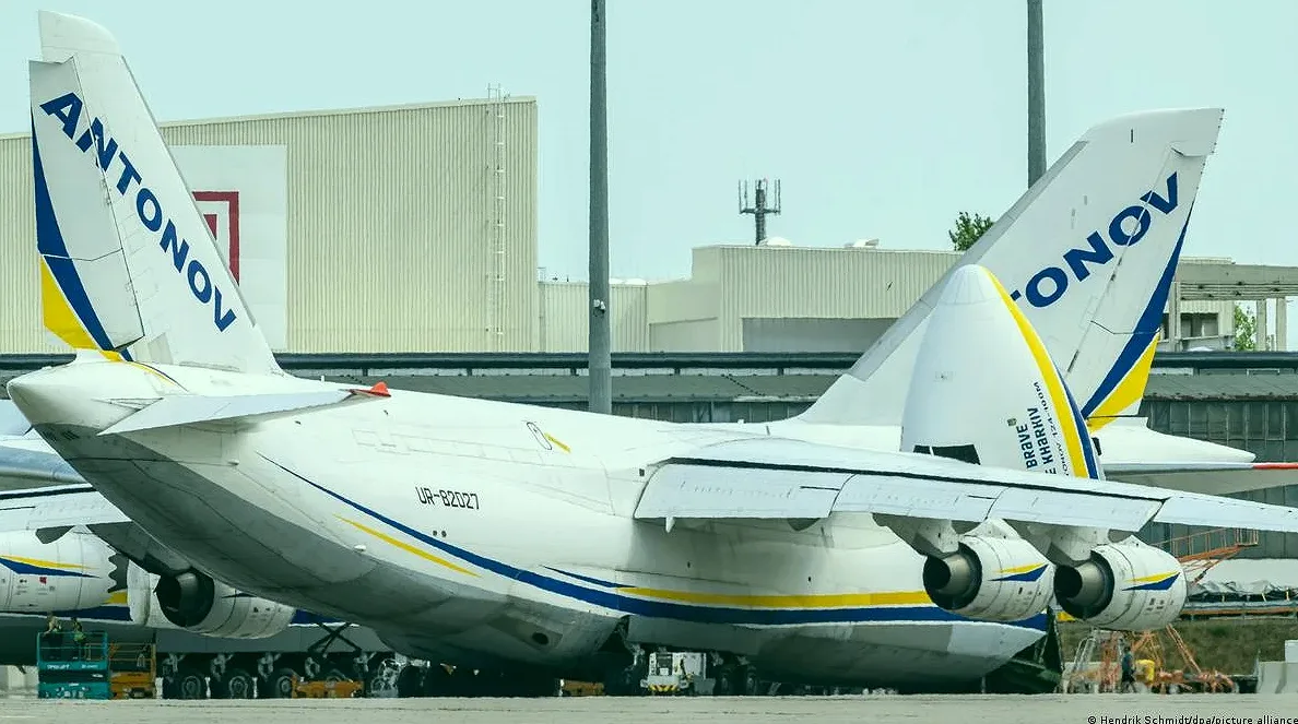 Украинские транспортные самолеты в аэропорту Лейпцига