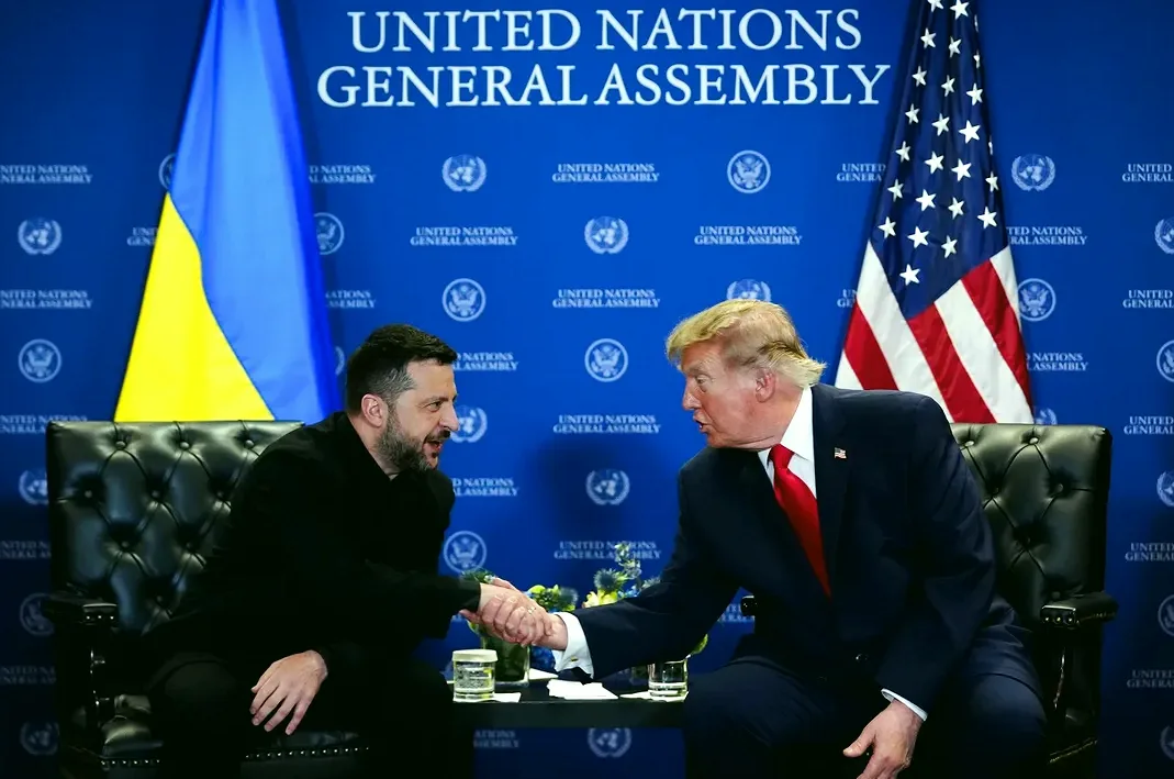 Зеленский увидел давление на Киев в действиях администрации Трампа