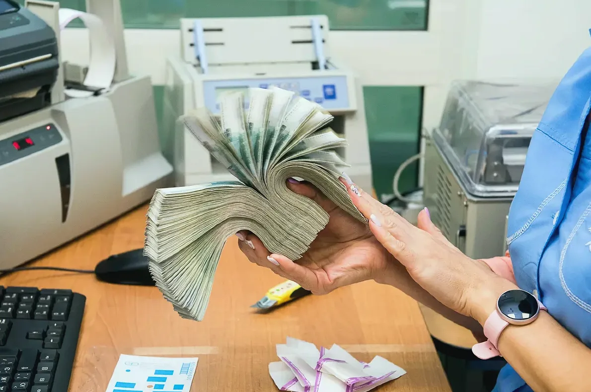 Налог на вклады в 2027 году могут связать с зарплатой и повысить
