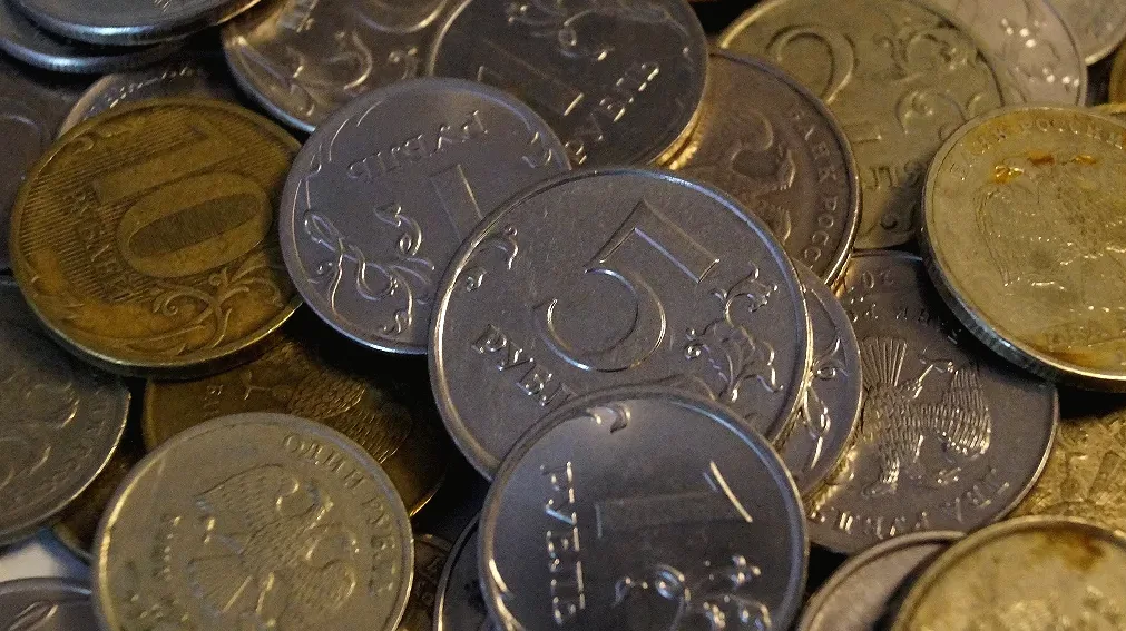 В России до 7 ноября можно бесплатно обменять монеты на купюры